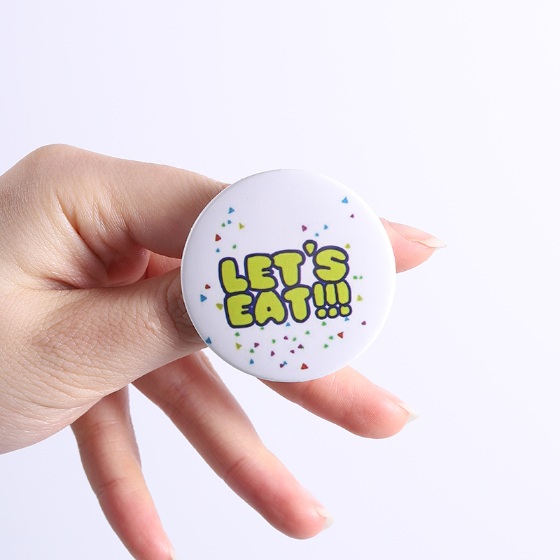 دبوس شخصية شريرة من لعبة رعب،  - مراجعة Retro Gaming Gifts وسعره